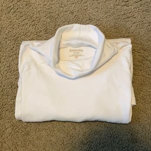St. John’s Bay Long Sleeve White Turtleneck Shirt